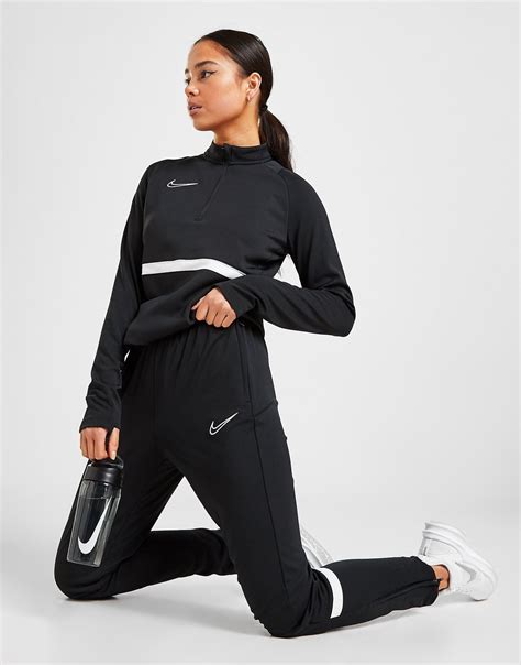 nieuwste nike schoenen dames|nike sportkleding dames.